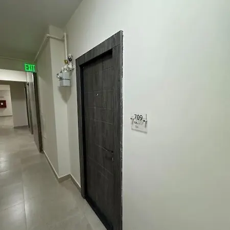 709 Βουκουρέστι