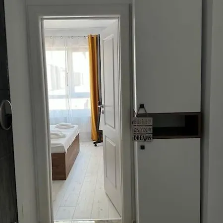 709 * Bukarest